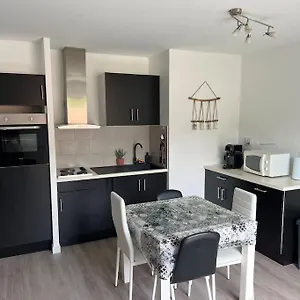 Flat , Cransac France